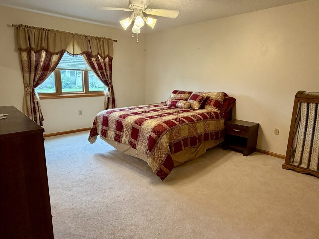 2321 5th Avenue, Bloomer, WI