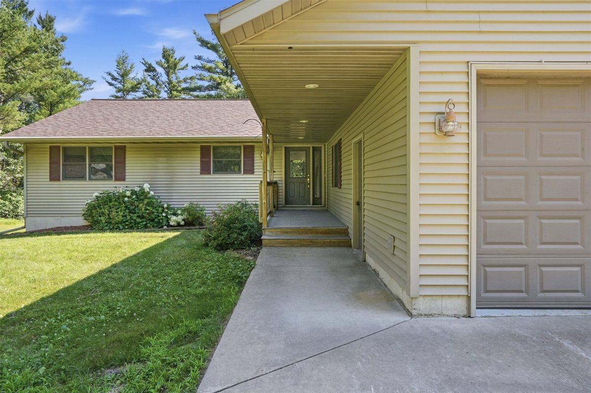 W10284 Deer Print Trail, Black River Falls WI 54615 - Residential house for sale - MLS #1603184 - image5