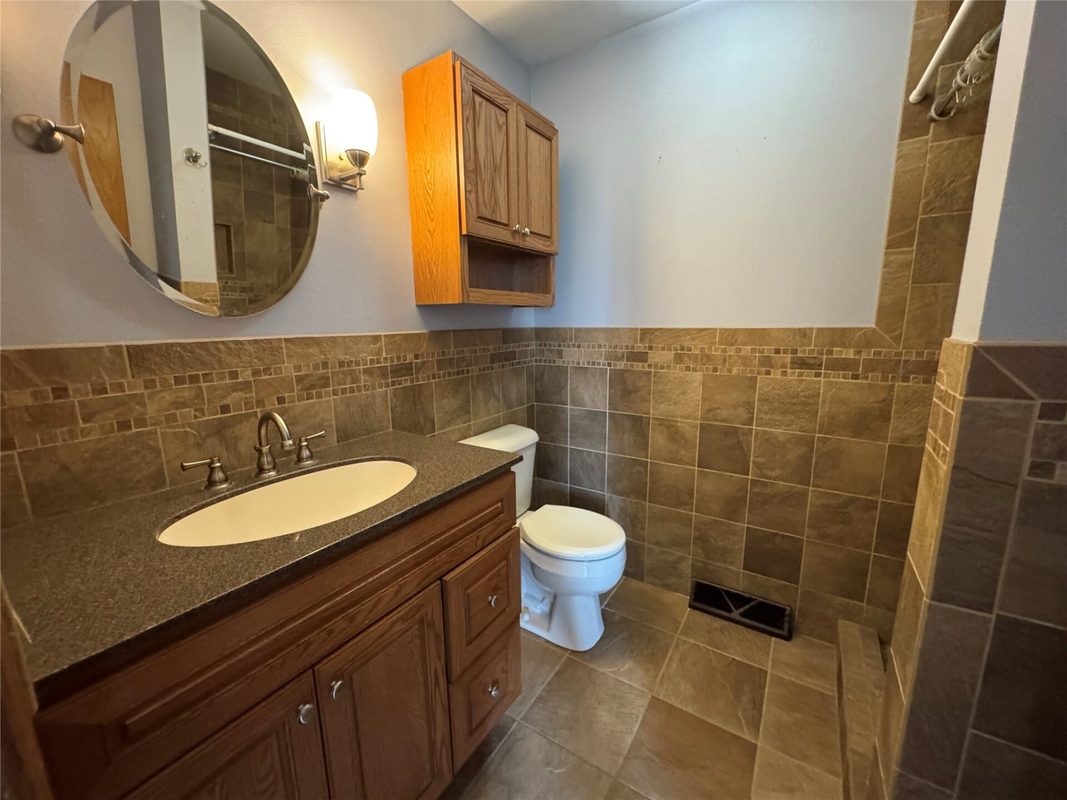 4002 Oak Knoll Drive, Eau Claire WI 54701 - Residential house for sale - MLS #1604569 - image19