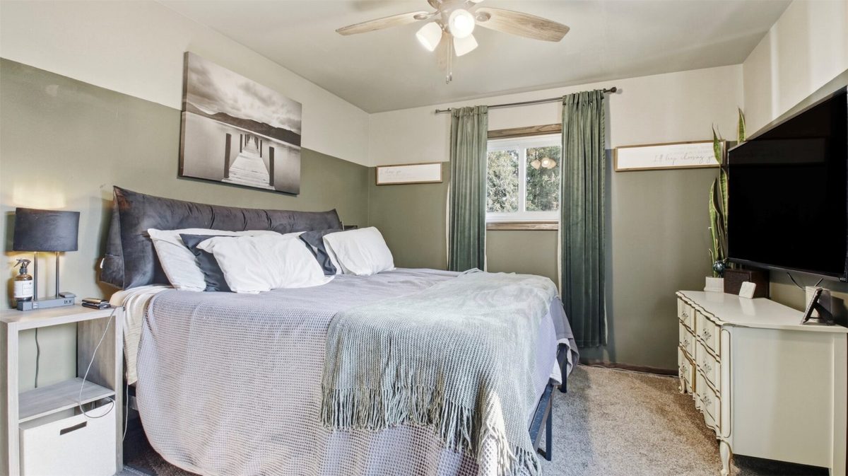 1819 Grandview Drive, Eau Claire WI 54703 - Residential house for sale - MLS #1603992 - image16