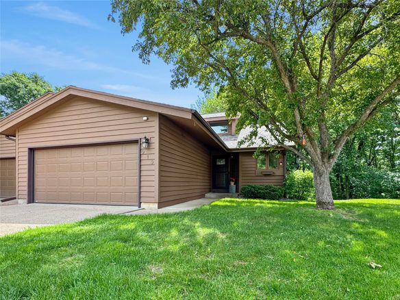 919 Cambridge Court, Altoona WI 54720 - Residential house for sale - MLS #1601777 - image1