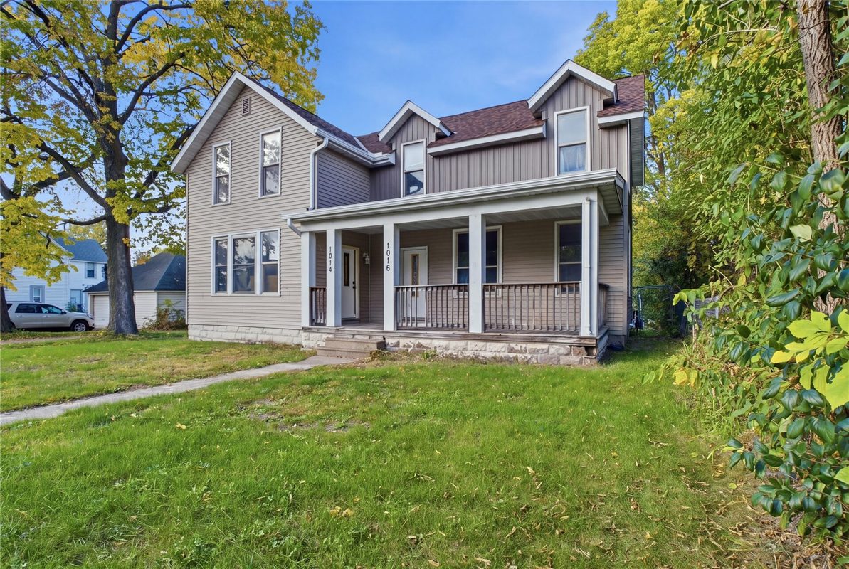 1014 Summit Street, Eau Claire WI 54703 - ResidentialIncome house for sale - MLS #1605706 - image3