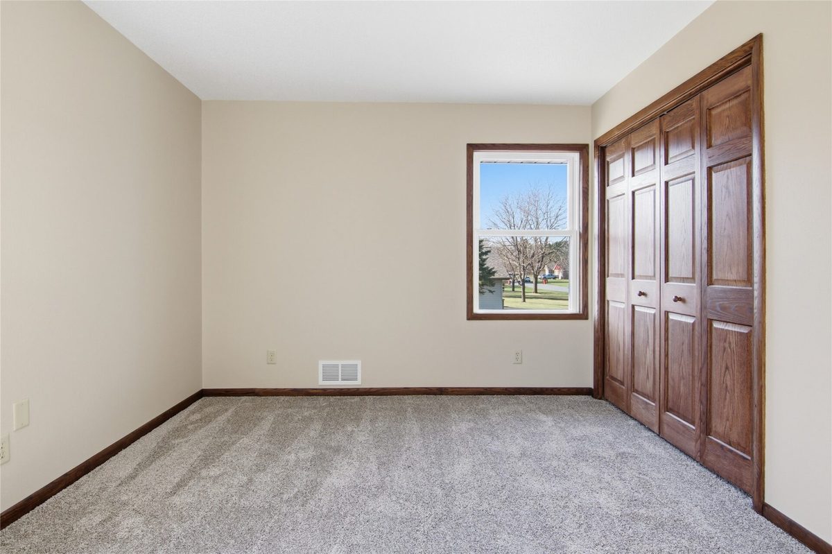 3411 Ridgeway Drive Eau Claire WI 54701 — photo 19