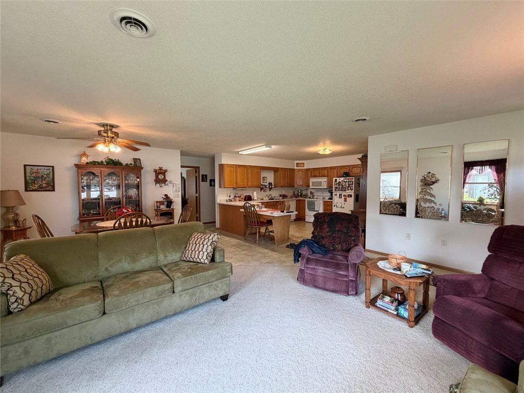 517 3rd St, Withee WI 54498 - ResidentialIncome house for sale - MLS #1604343 - image7