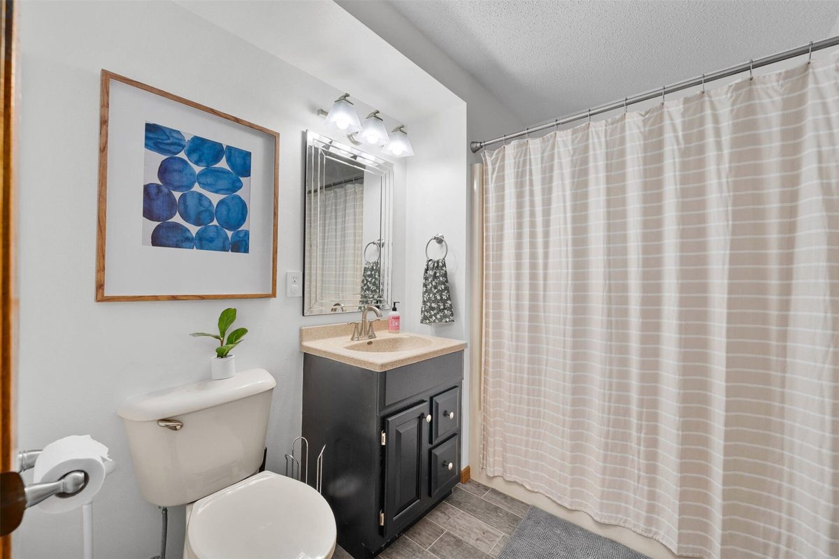 7865 Blue Valley Drive, Eau Claire WI 54703 - Residential house for sale - MLS #1604922 - image35