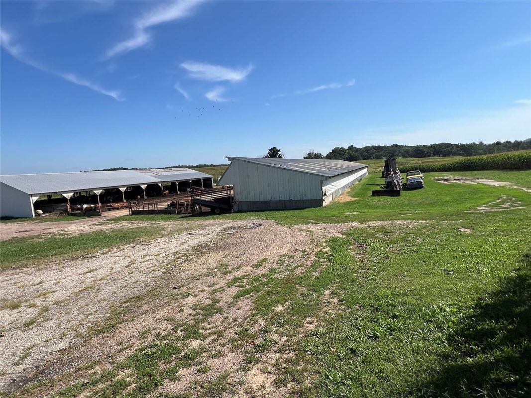 14207 Holmes Road, Hixton WI 54635 - Farm house for sale - MLS #1604847 - image40