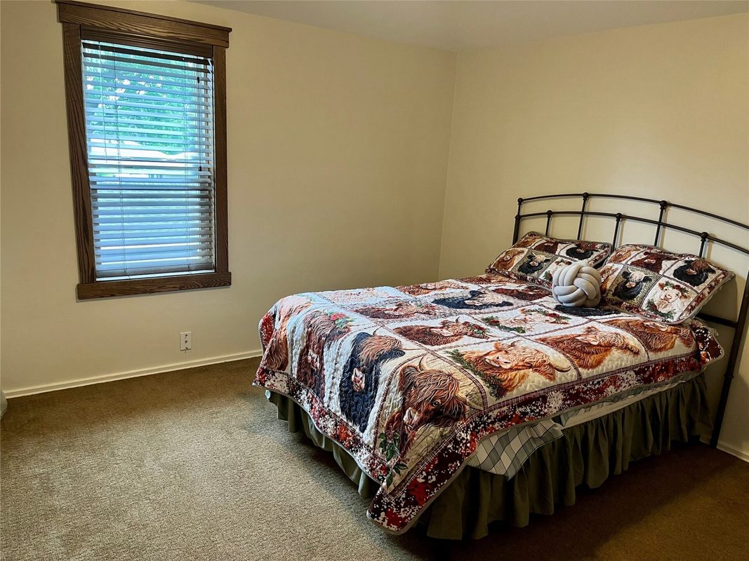 1707 Goff Avenue, Eau Claire WI 54701 - ResidentialIncome house for sale - MLS #1605370 - image9