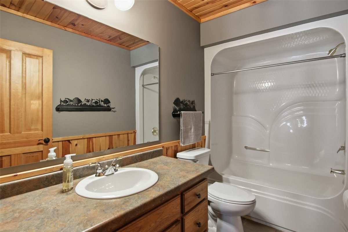 12713 Fabiny Lane, Hayward WI 54843 - Residential house for sale - MLS #1601288 - image36