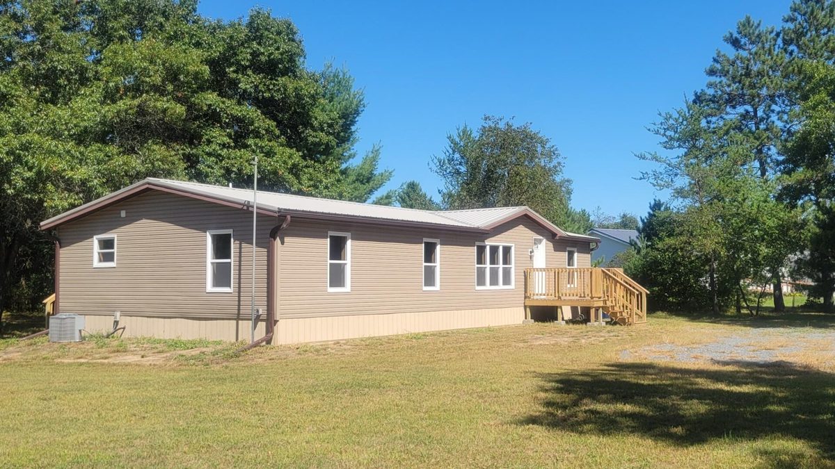 W10228 Vaudreuil Road, Black River Falls WI 54615 - Residential house for sale - MLS #1605097 - image4