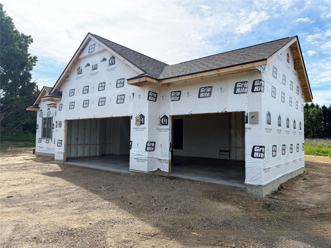649 Sicilia Drive, Eau Claire WI 54701 - Residential house for sale - MLS #1601275 - image3