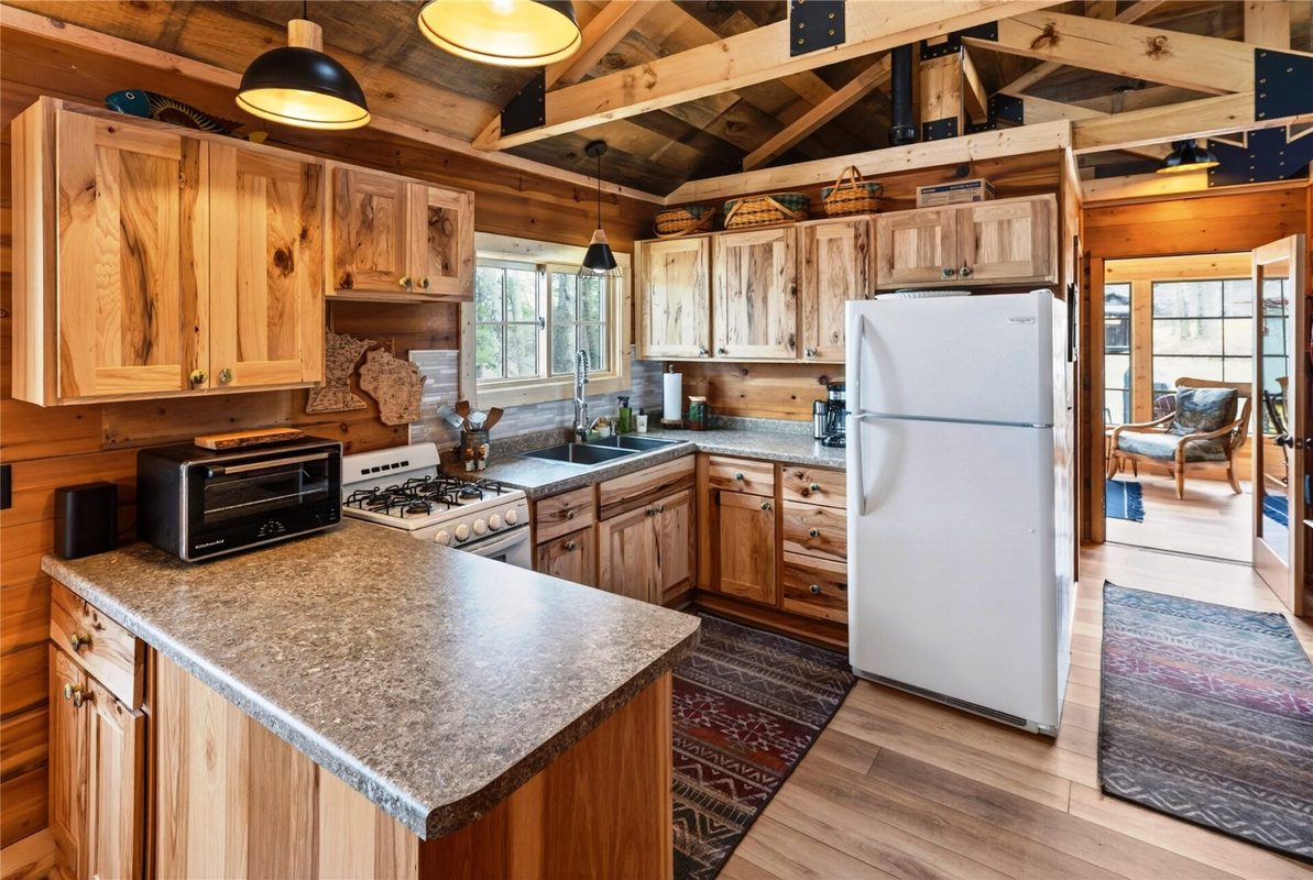 11020 W Allan Road 6, Hayward, WI — photo 10