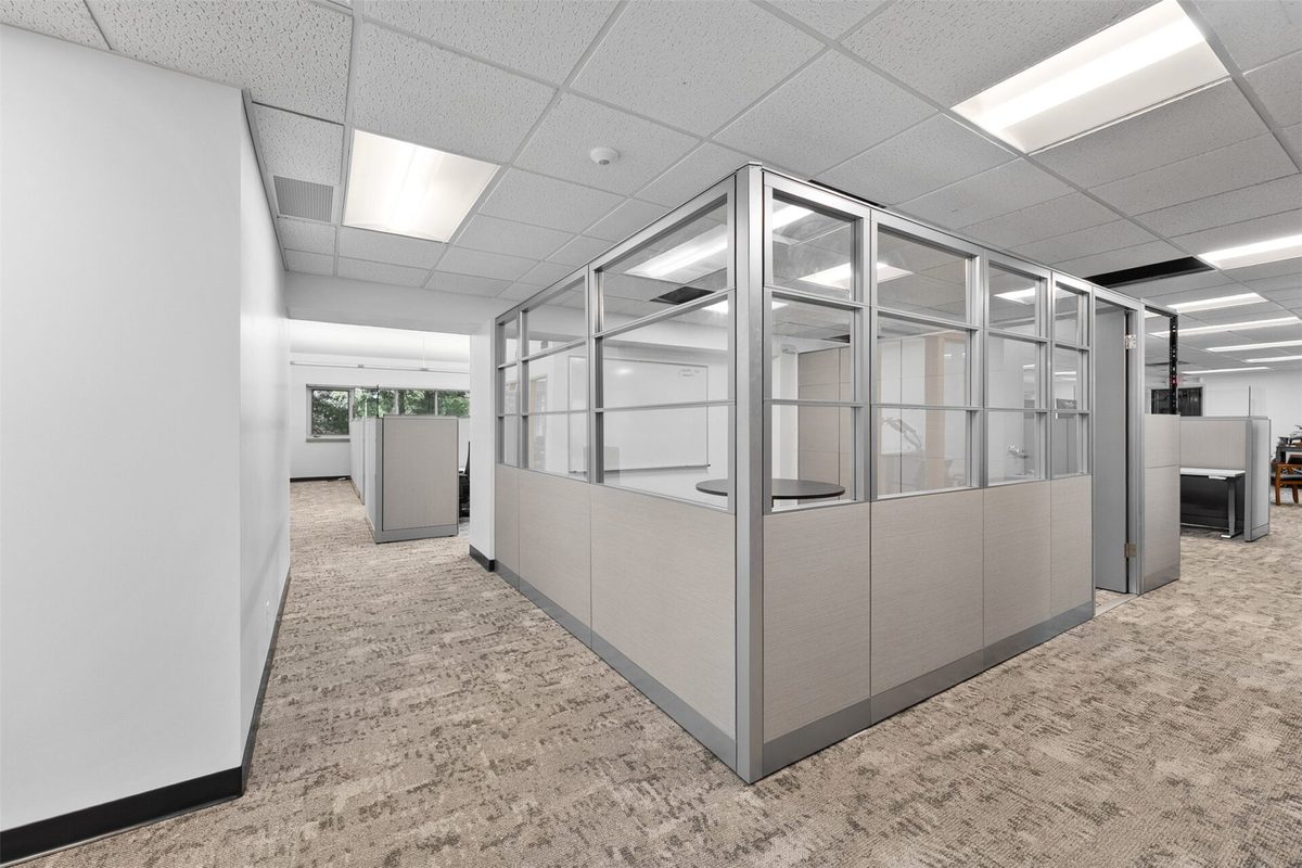 2725 & 2720 Arbor Court, Eau Claire WI 54701 - CommercialSale house for sale - MLS #1601993 - image32