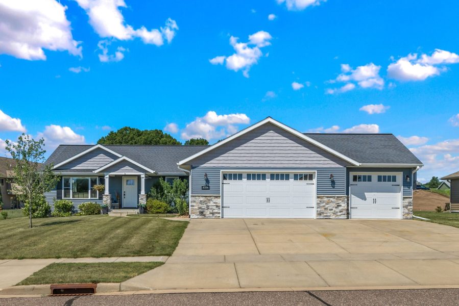 6364 Aspen Ridge Drive
