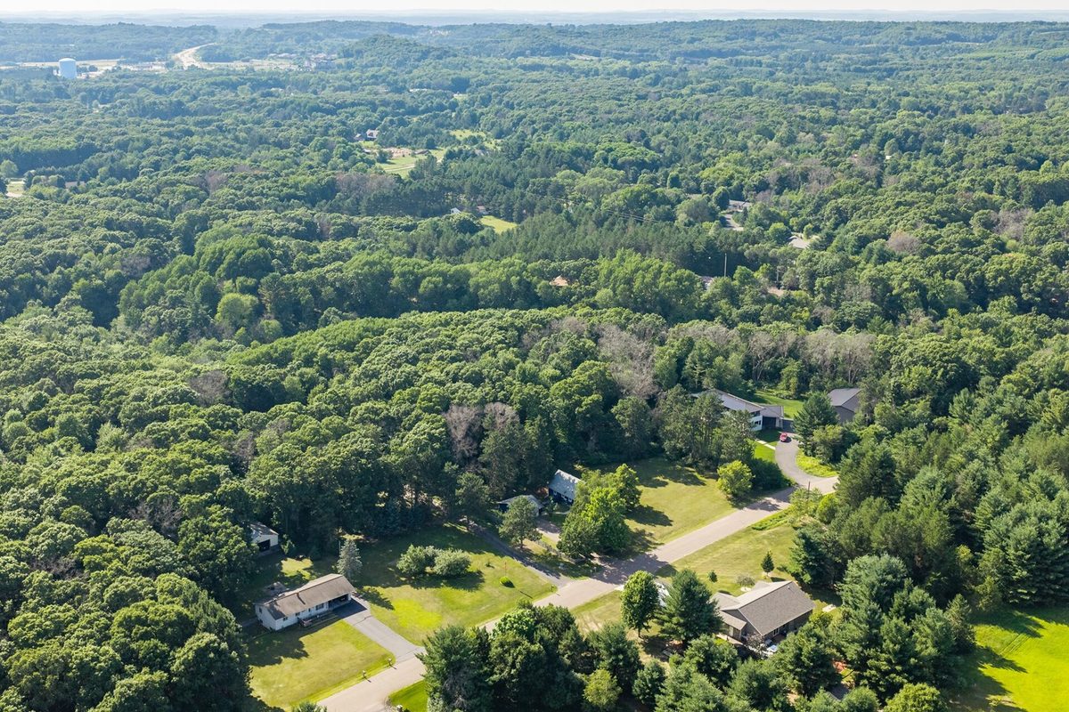 1120 Bauer Avenue, Eau Claire WI 54703 - Residential house for sale - MLS #1603240 - image59