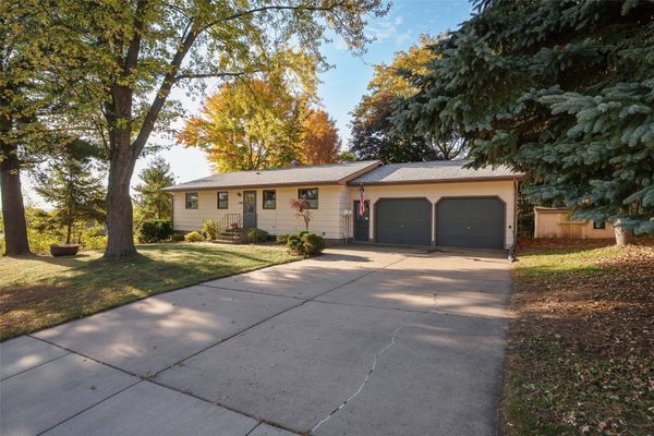 2725 Somona Parkway Eau Claire WI 54703