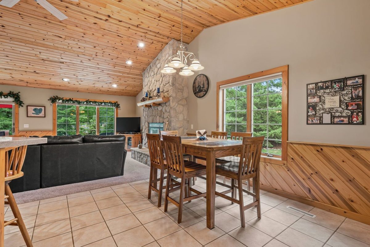 110 Stariha Court, Shell Lake WI 54871 - Residential house for sale - MLS #1605007 - image11