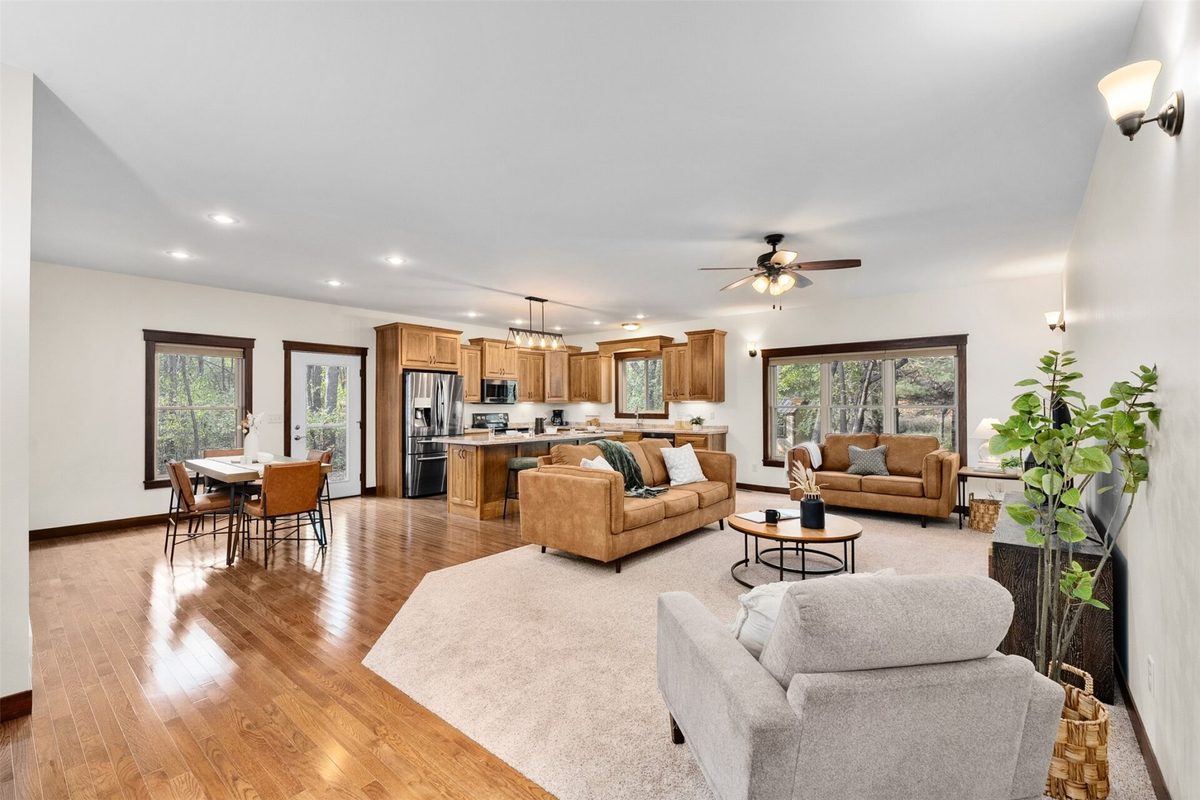 1904 Deblene Lane, Eau Claire WI 54703 - Residential house for sale - MLS #1606176 - image17