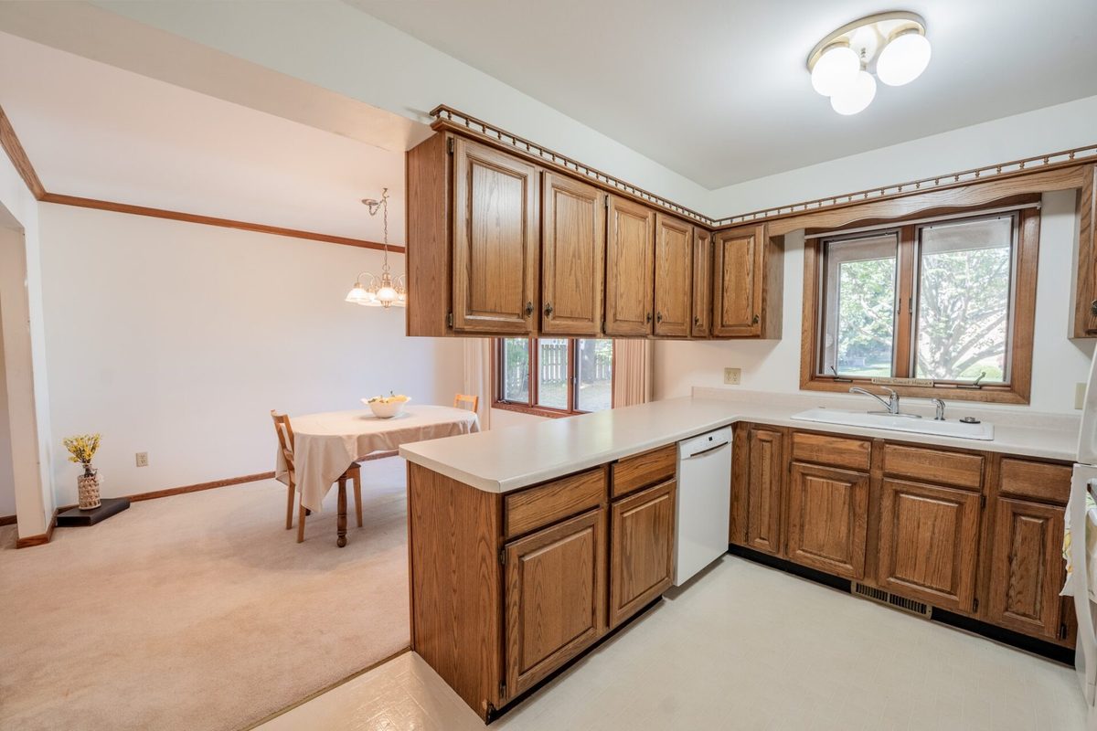 3379 Southgate Court, Eau Claire WI 54701 - Residential house for sale - MLS #1605661 - image7