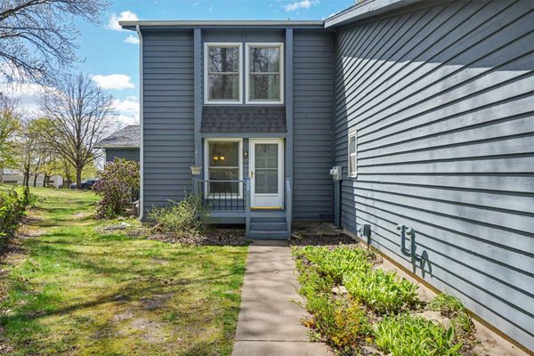 4630 Woodridge Drive 2, Eau Claire WI — $199,900