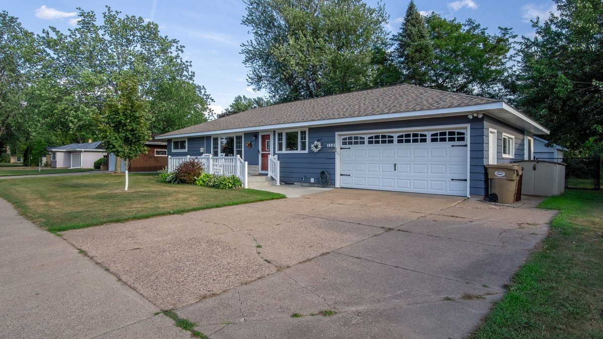 1905 Lexington Boulevard, Eau Claire WI 54701 - Residential house for sale - MLS #1604274 - image3