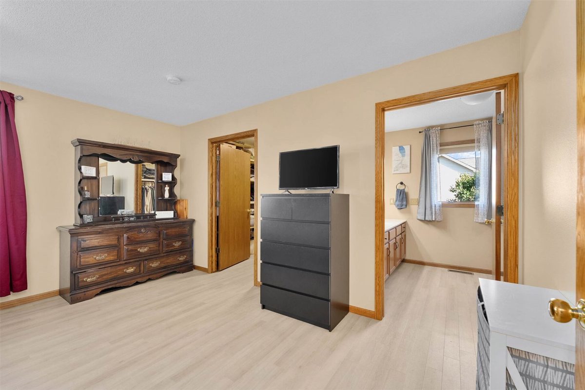 104 Southridge Court, Cadott WI 54727 - Residential house for sale - MLS #1604602 - image25
