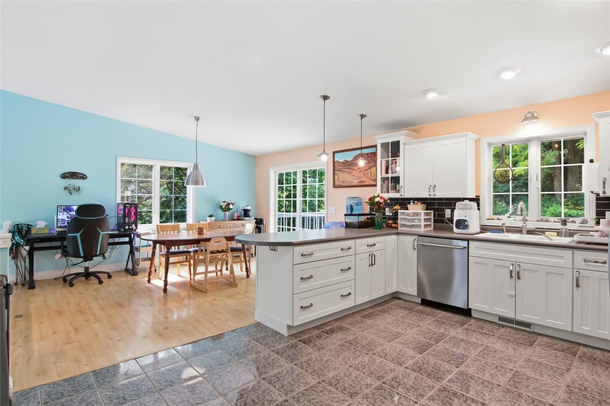 201 Jersey Lane, Elk Mound WI 54739 - Residential house for sale - MLS #1603258 - image5