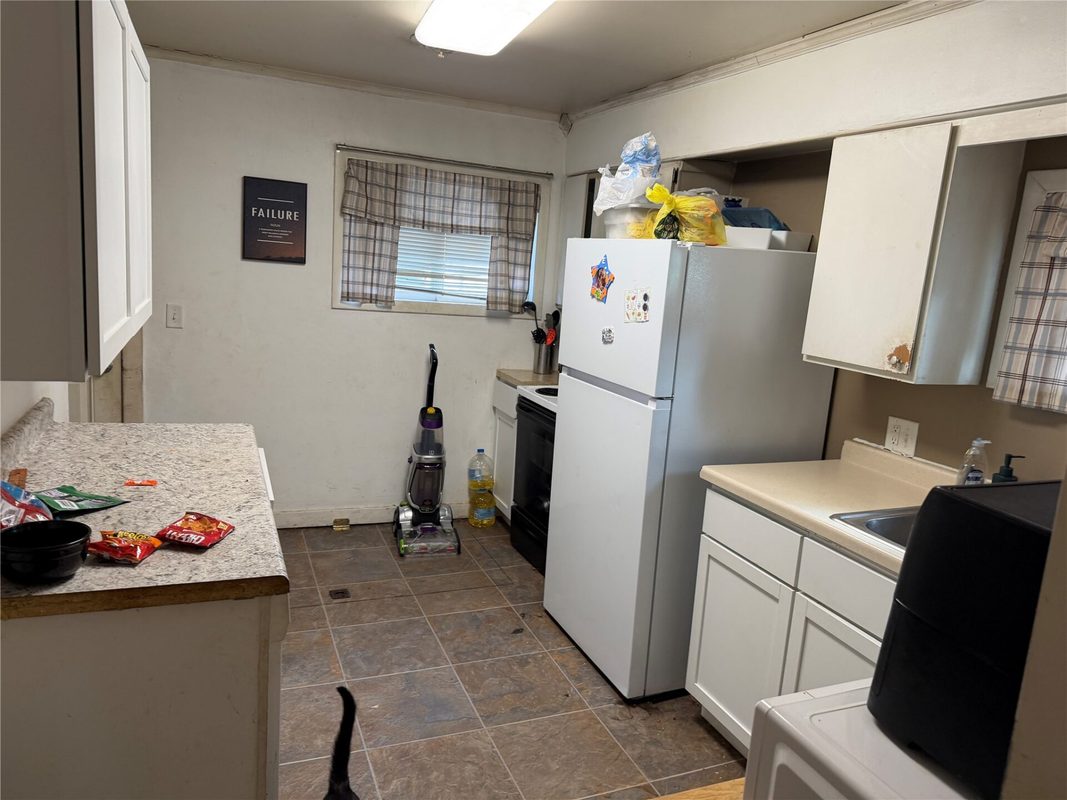 1202 Omaha Street, Eau Claire WI 54703 - ResidentialIncome house for sale - MLS #1602641 - image11