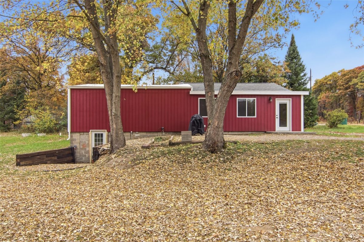 9301 Olson Drive, Eau Claire WI 54703 - Residential house for sale - MLS #1606075 - image4