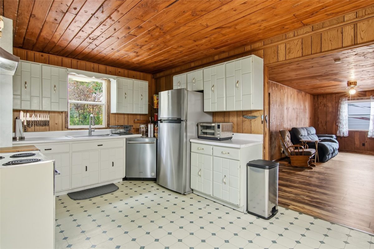 9301 Olson Drive, Eau Claire WI 54703 - Residential house for sale - MLS #1606075 - image18