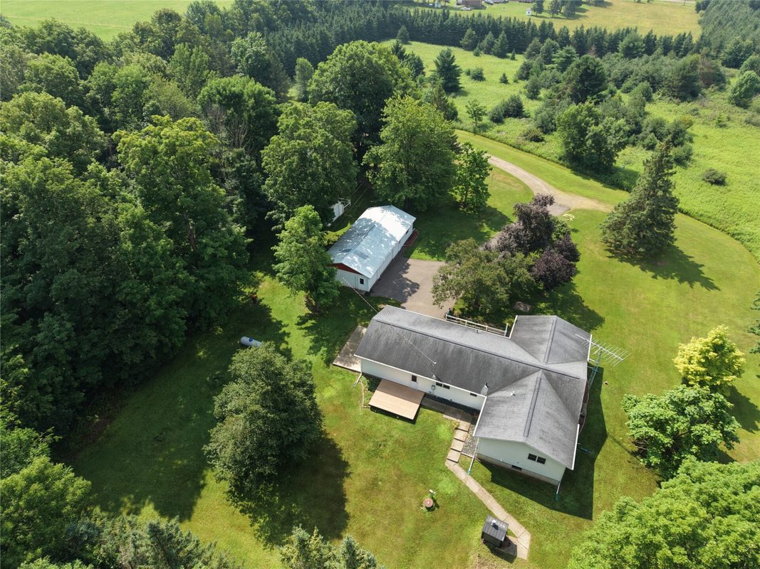 W7724 Bingham Road, Ladysmith, WI