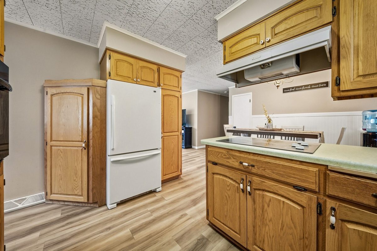 1602 Drury Court, Eau Claire WI 54703 - Residential house for sale - MLS #1602937 - image21