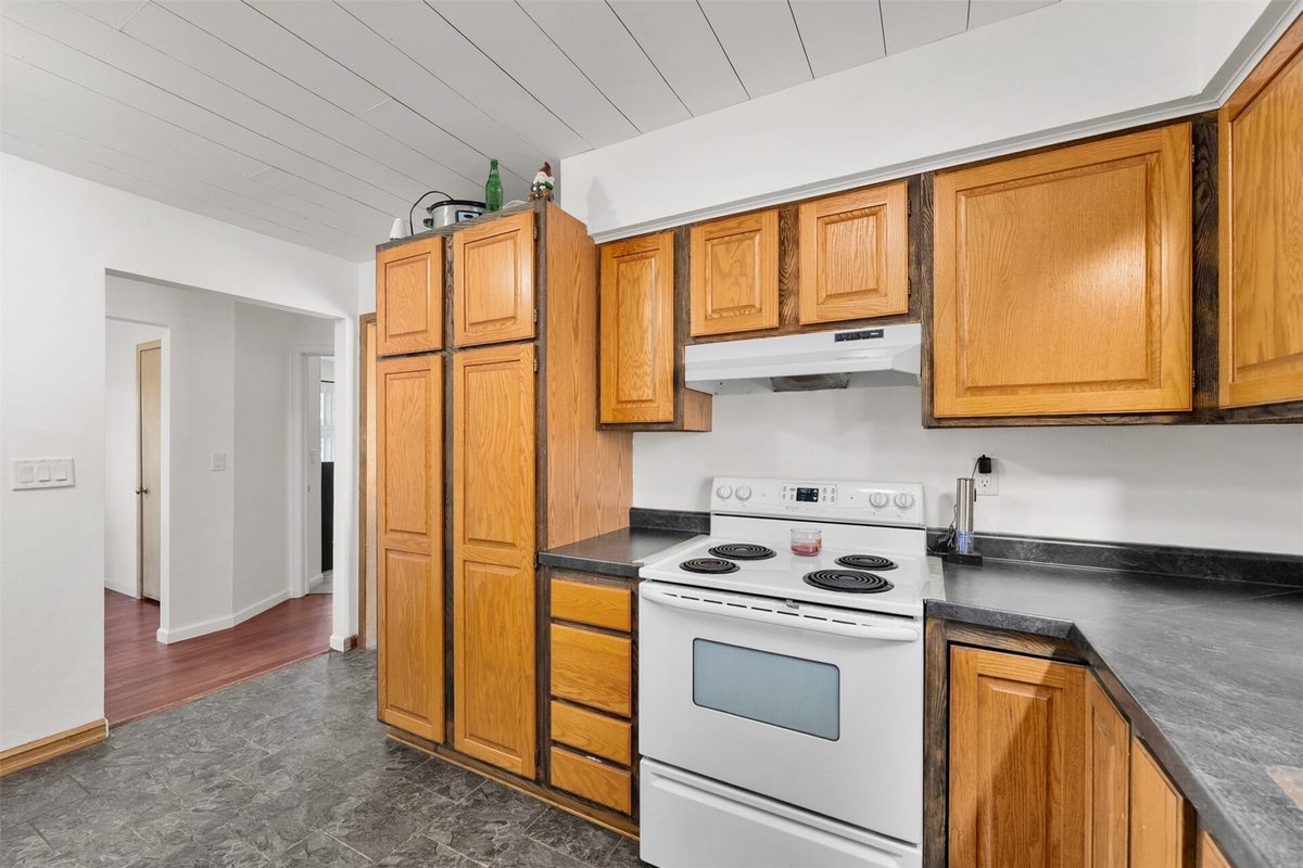 1703 Lloyd Avenue, Eau Claire WI 54701 - Residential house for sale - MLS #1605779 - image9