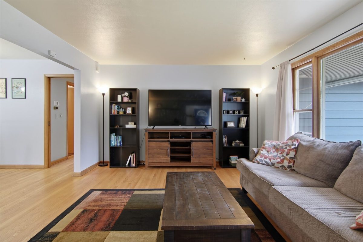 904 Lexington Boulevard, Eau Claire WI 54701 - Residential house for sale - MLS #1603597 - image3
