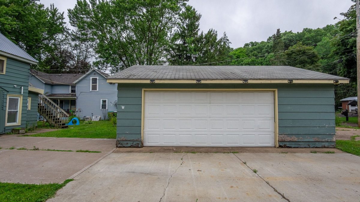 509 Grove Street, Chippewa Falls WI 54729 - ResidentialIncome house for sale - MLS #1602360 - image5