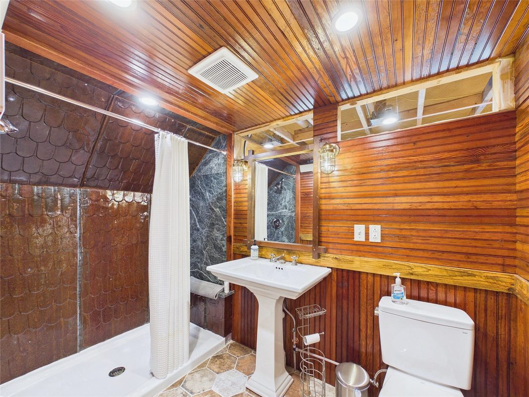 15458 Victory Heights Circle, Stone Lake WI 54876 - Residential house for sale - MLS #1604568 - image53