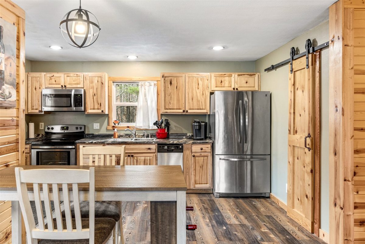 10562 Forest Circle Drive Hayward WI 54843 — photo 7