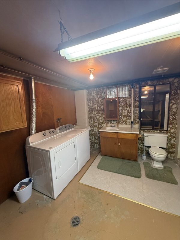 744 Wilson Street, Chippewa Falls, WI — photo 20