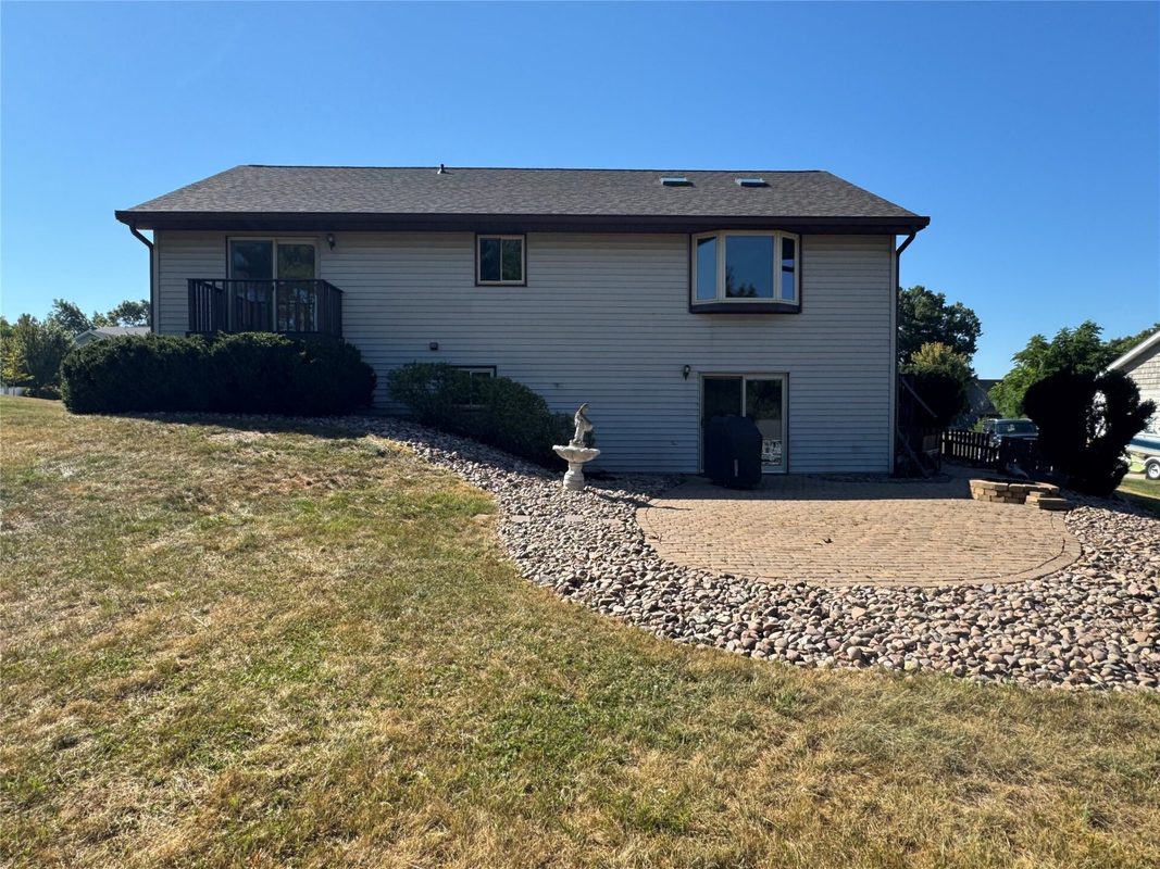 4002 Oak Knoll Drive, Eau Claire WI 54701 - Residential house for sale - MLS #1604569 - image34