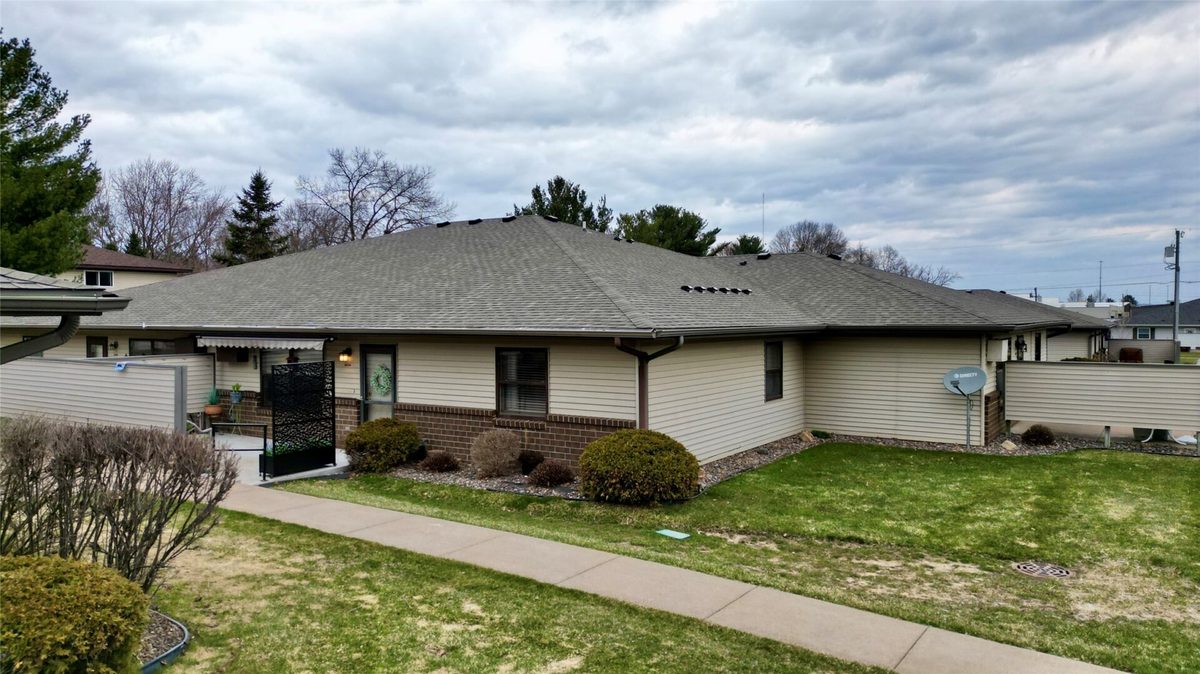 3434 Miller Street Eau Claire WI 54701 — photo 28