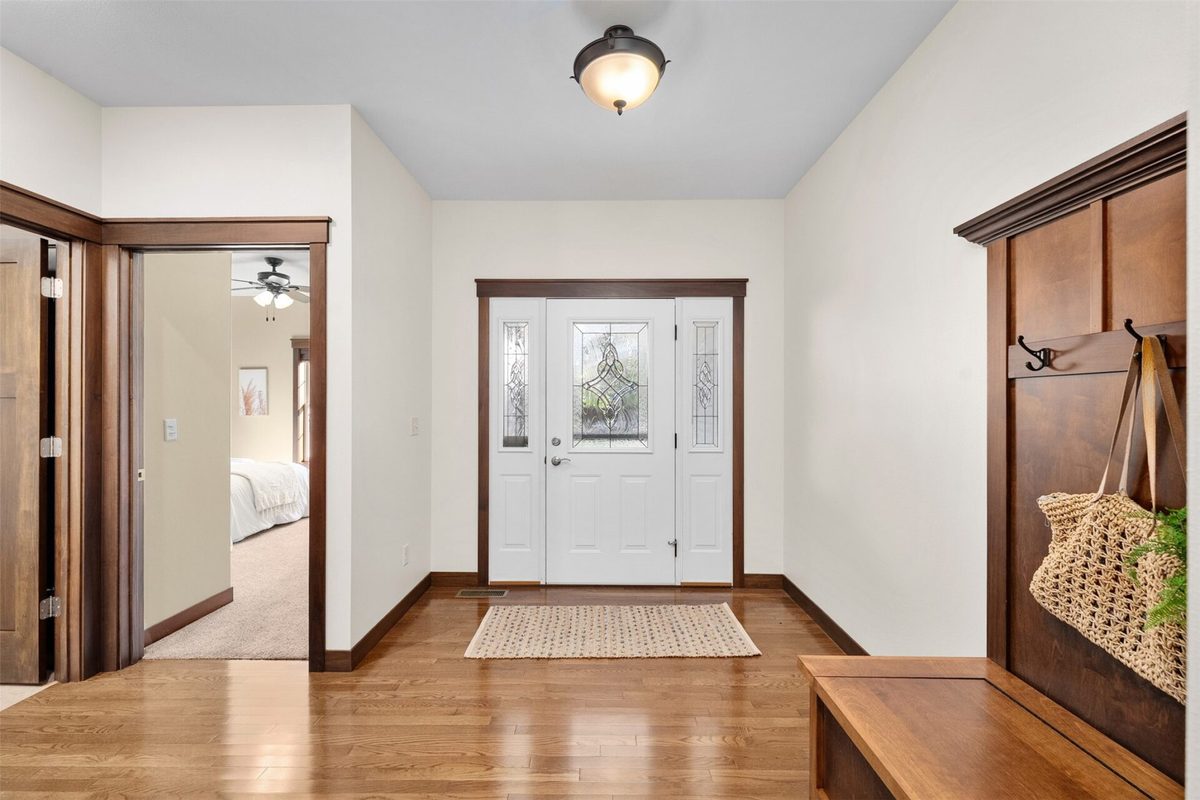 1904 Deblene Lane, Eau Claire WI 54703 - Residential house for sale - MLS #1606176 - image7