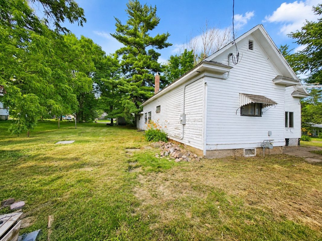 149 3rd Street, Clear Lake WI 54005 - Residential house for sale - MLS #1603120 - image2