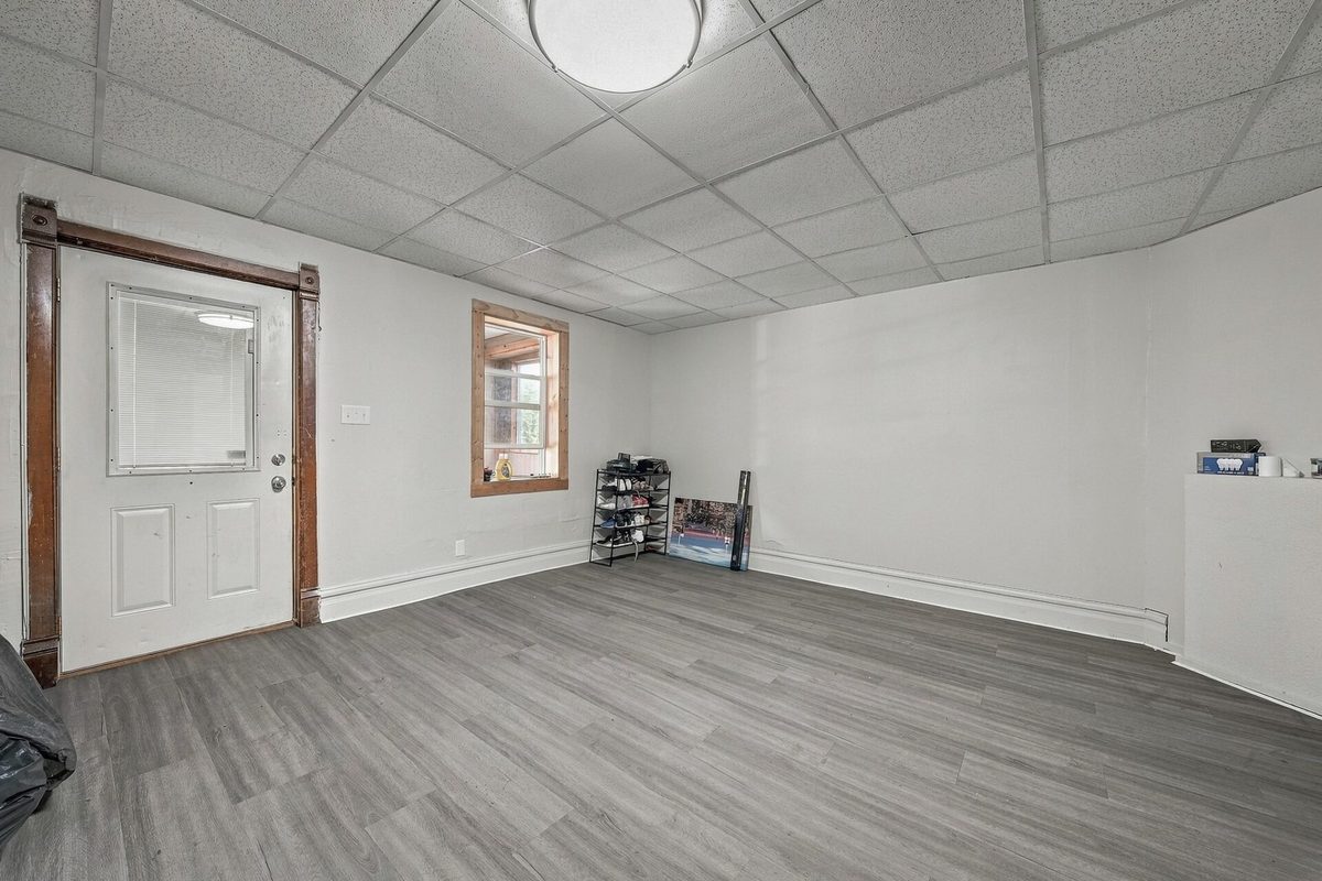 317 Earl Street, Eau Claire WI 54703 - ResidentialIncome house for sale - MLS #1605354 - image7