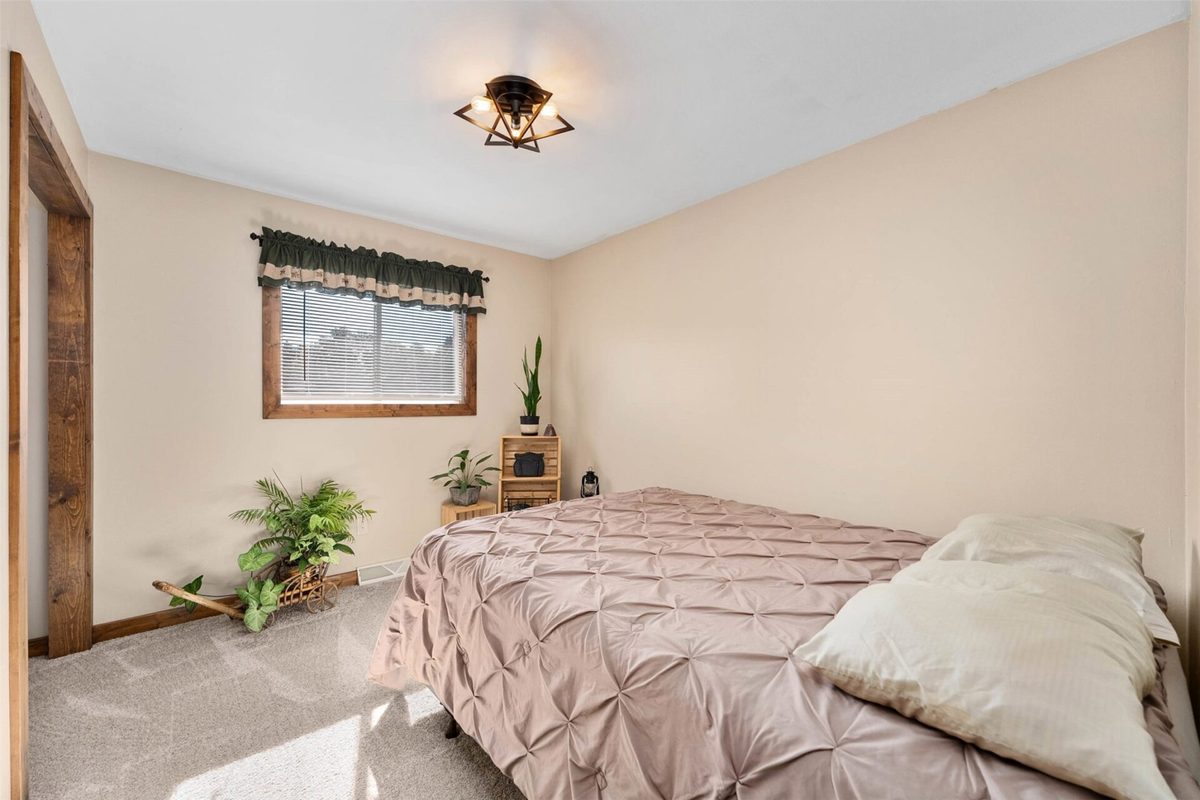 W8680 Perkinstown Avenue, Medford WI 54451 - Residential house for sale - MLS #1605035 - image16