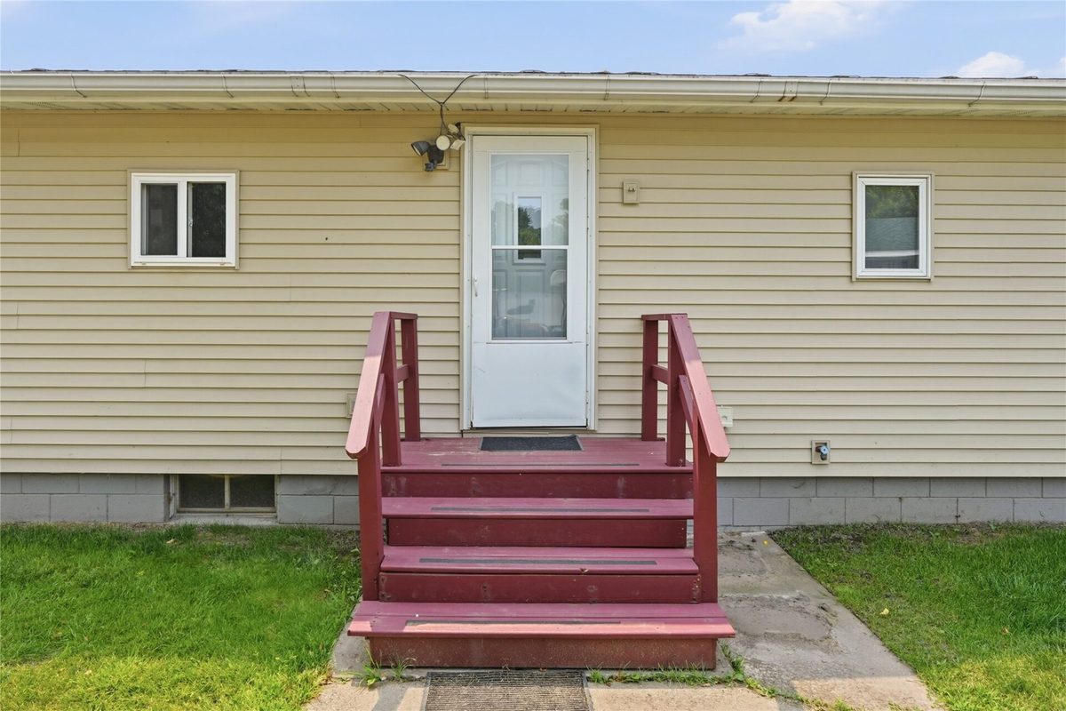 706 Stone Street, Augusta WI 54722 - Residential house for sale - MLS #1604327 - image2