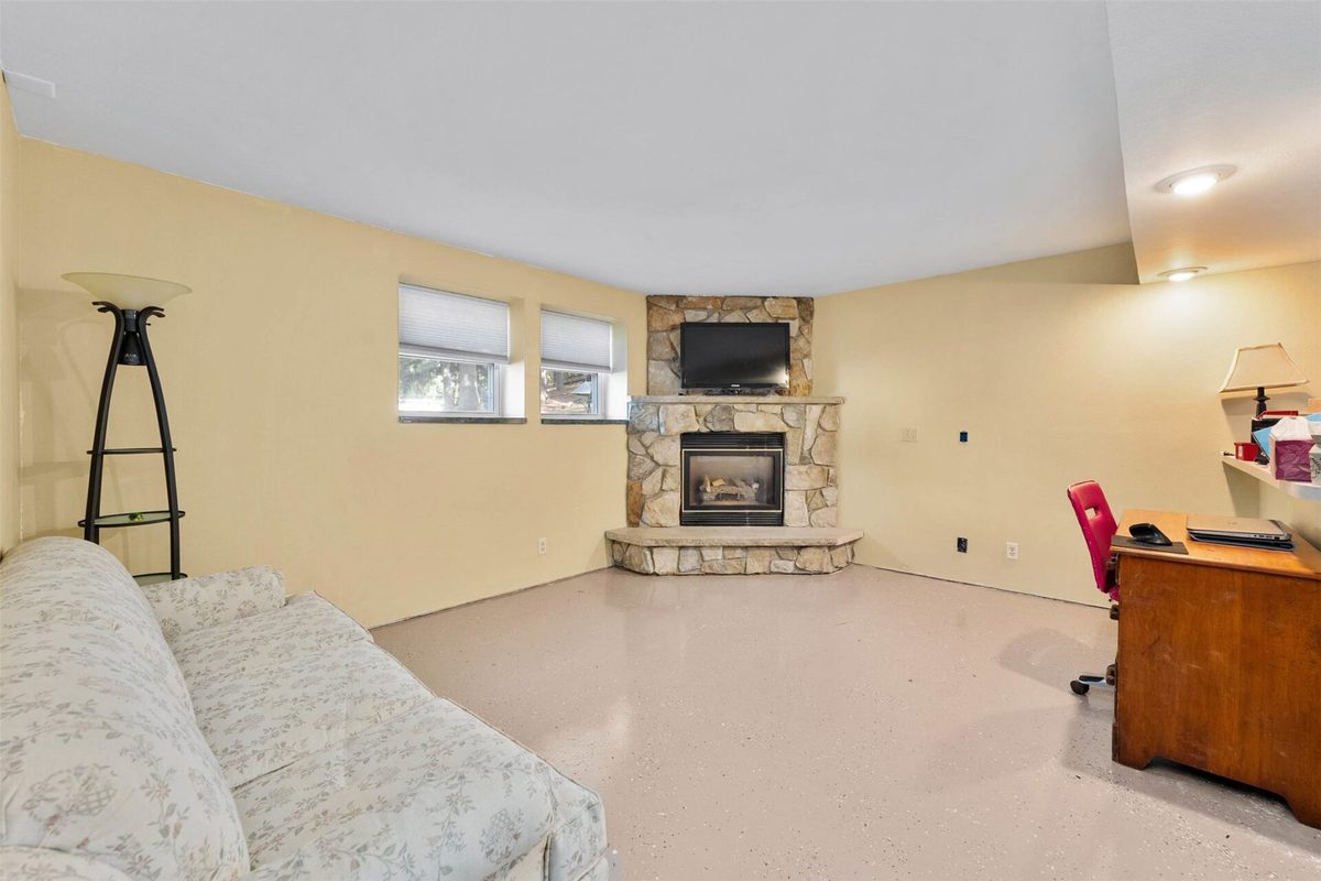 1713 Riggs Street, Bloomer WI 54724 - Residential house for sale - MLS #1604586 - image21