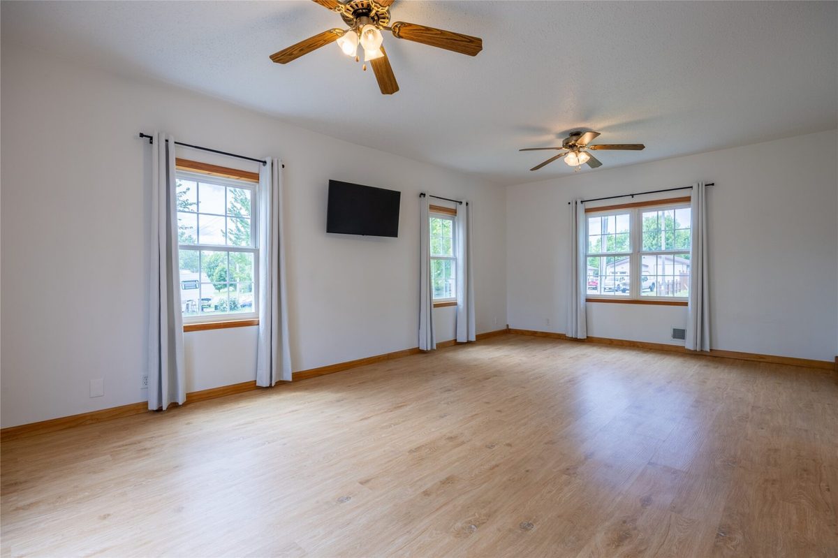 814 Menasha Avenue, Ladysmith WI 54848 - Residential house for sale - MLS #1601588 - image5