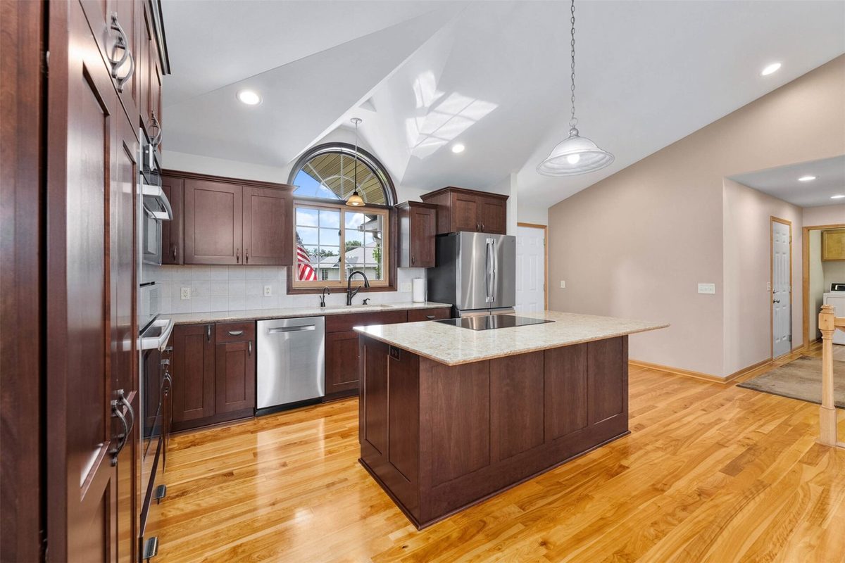 4274 Mill Ridge Circle, Eau Claire WI 54703 - Residential house for sale - MLS #1602413 - image7