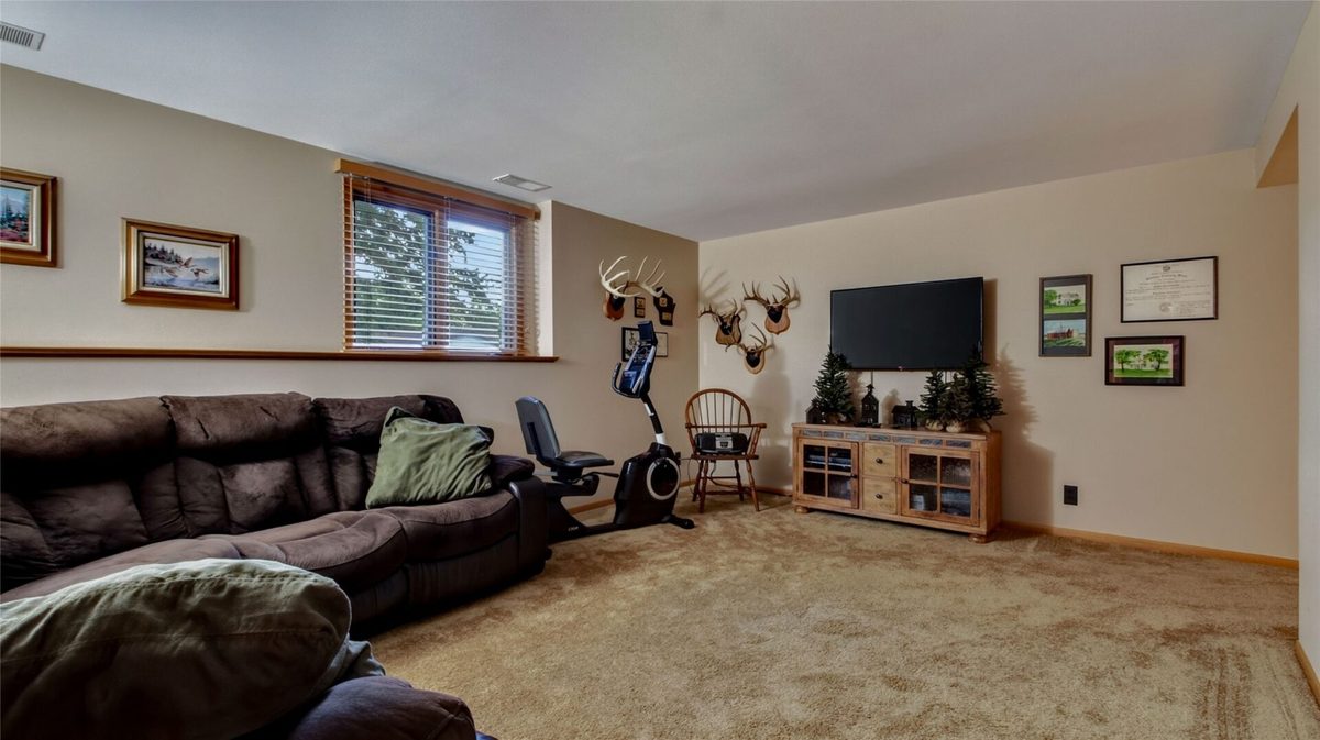 1107 Knollwood Trail, Altoona WI 54720 - Residential house for sale - MLS #1604848 - image16