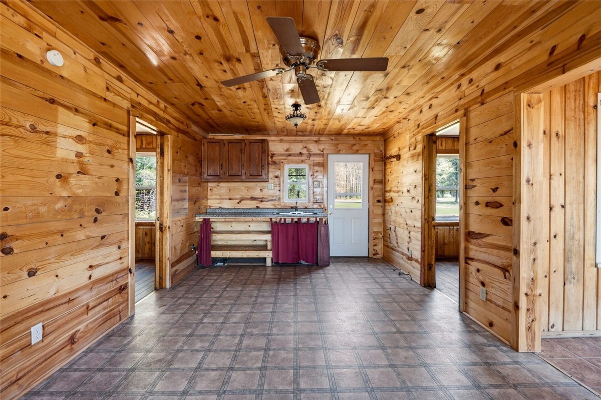 44145 Dodd Drive, Cable WI 54821 - Residential house for sale - MLS #1601345 - image14