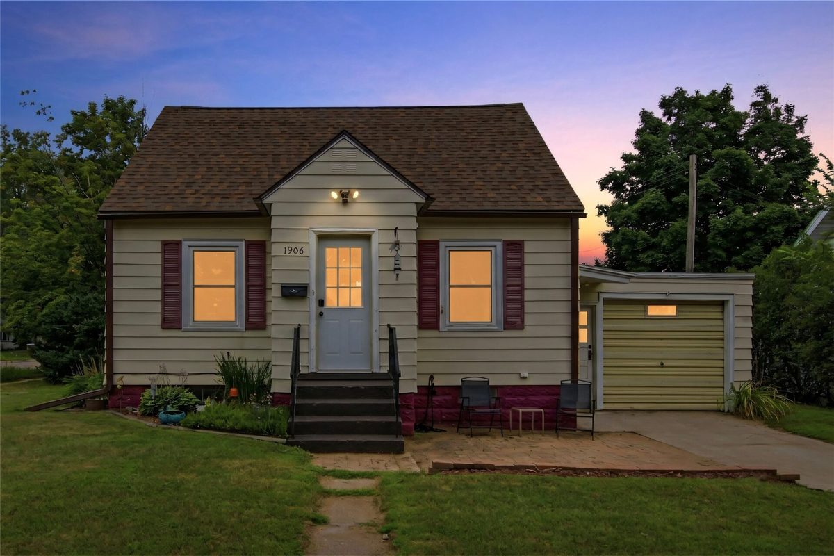 1906 9th Street, Eau Claire WI 54703 - Residential house for sale - MLS #1603975 - image2